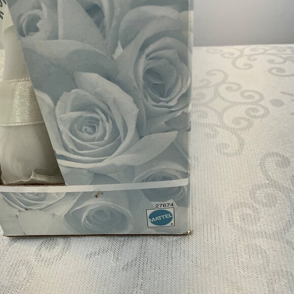 Millennium Wedding Barbie #27674Doll Collector Edition - Picture 6 of 6